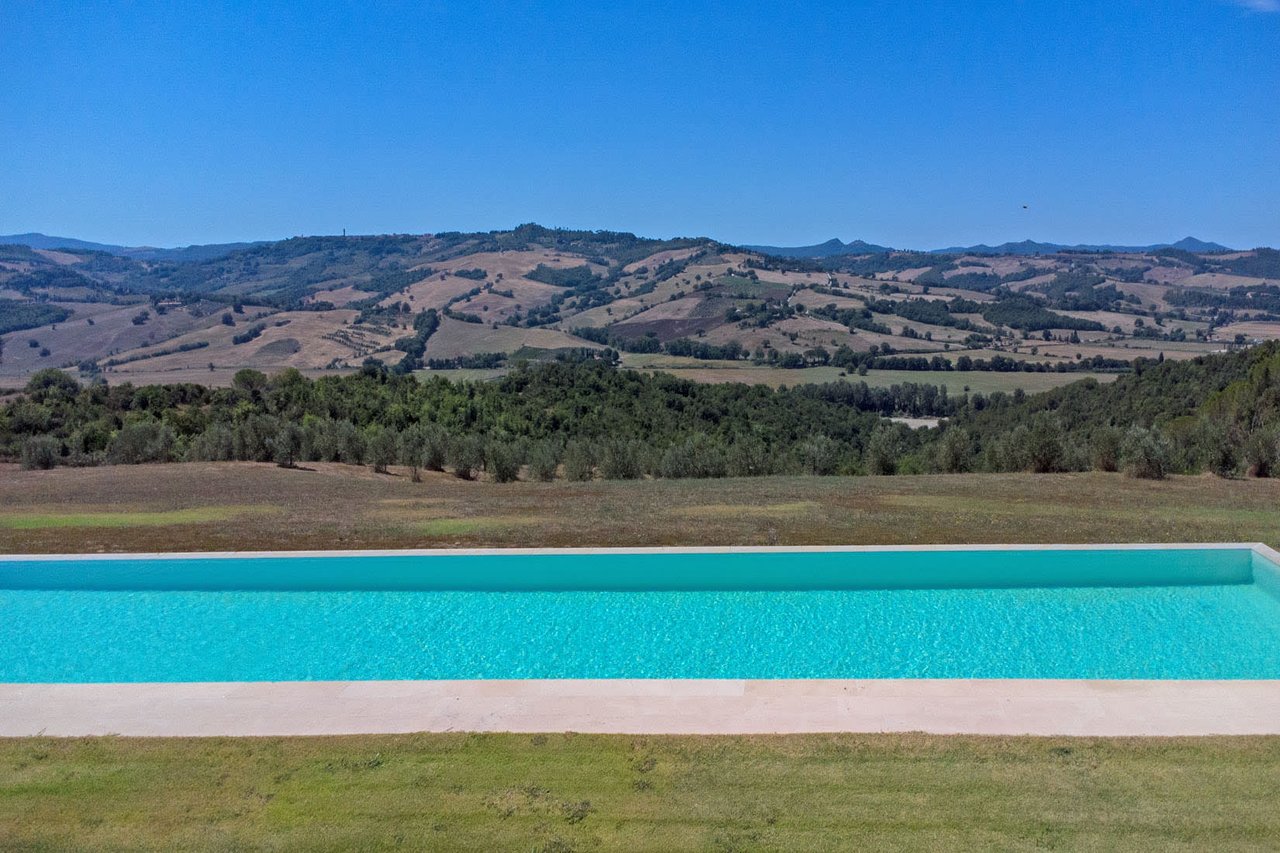 LA VOLTERRANA  “Wonderful property with swimming pool for sale in Volterra”