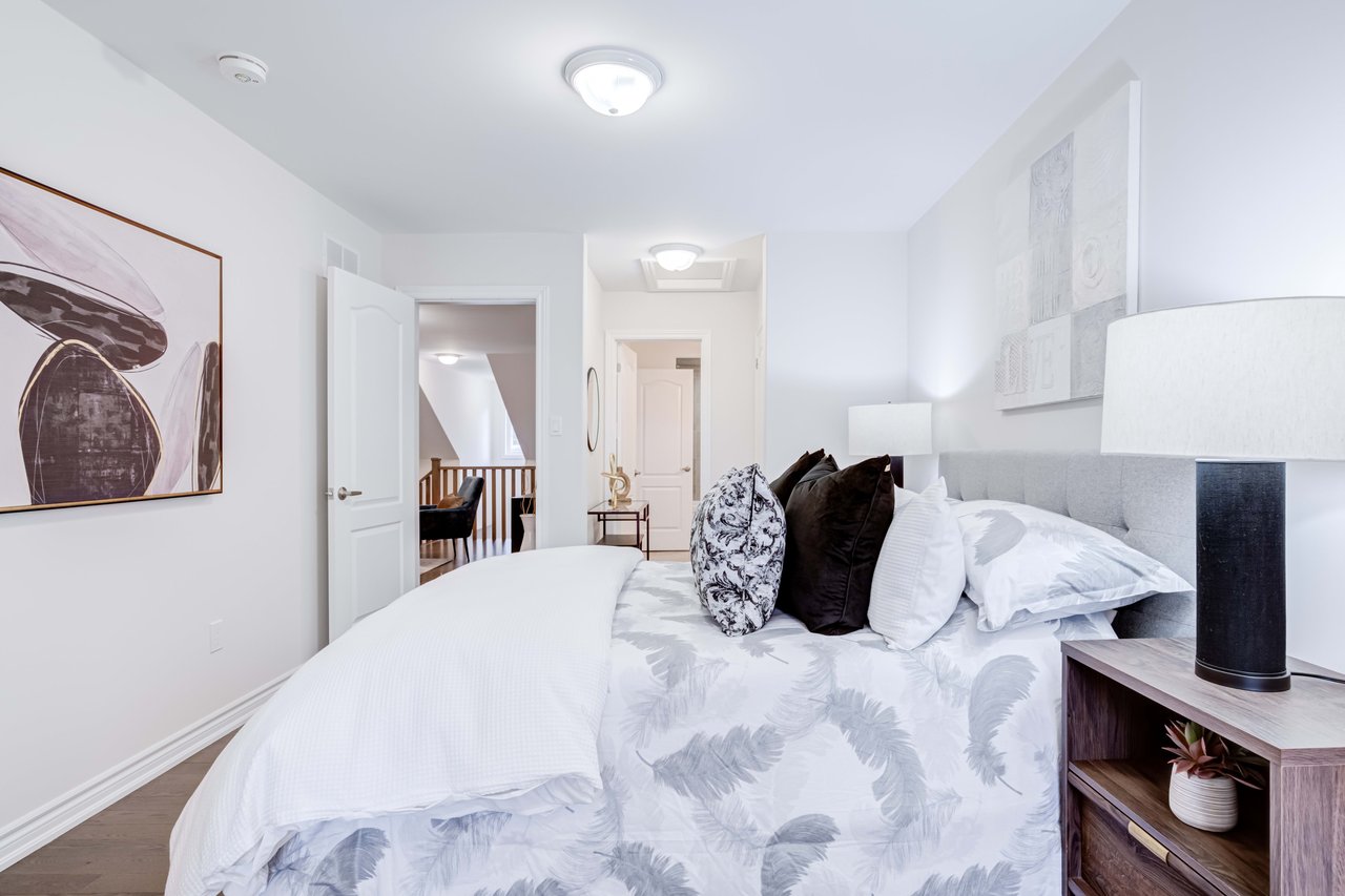 6 Dreamland Lane