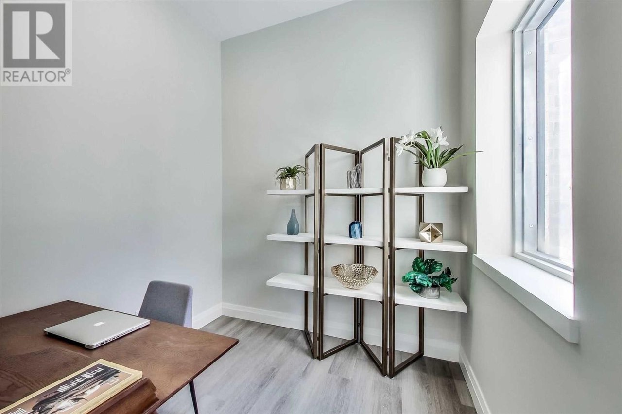 2896 Dundas St W, #2
