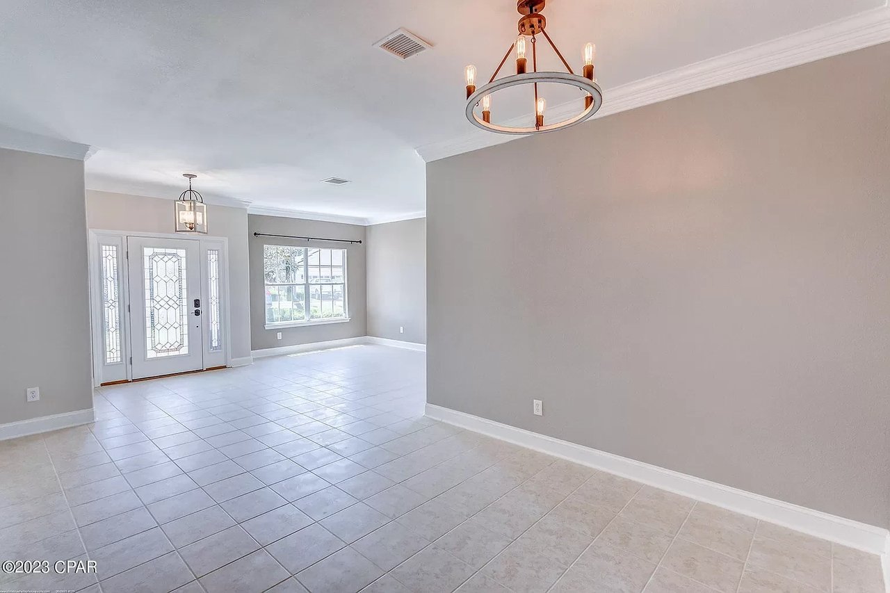 3308 Azalea Circle