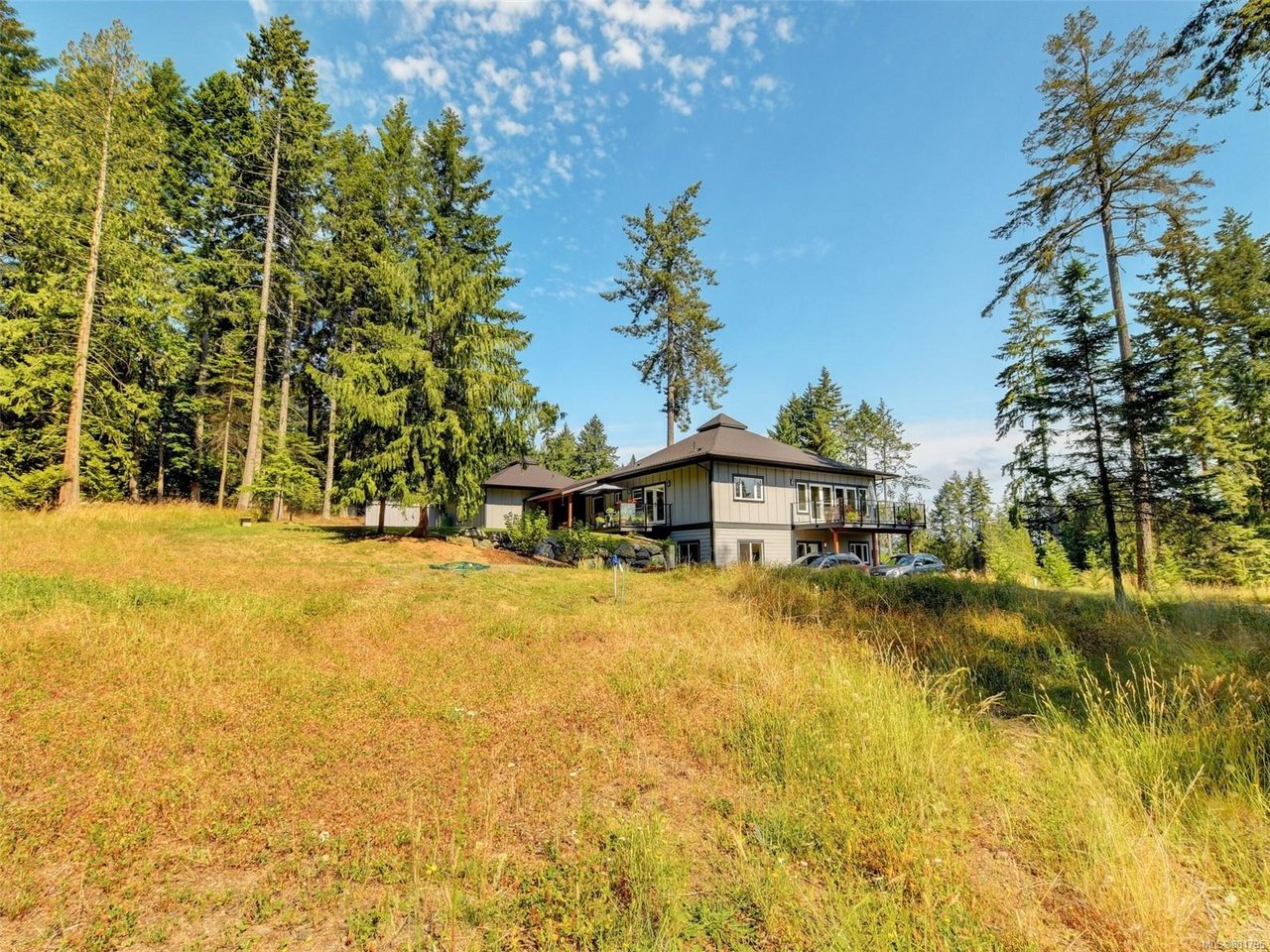 4271 Cherry Point Close