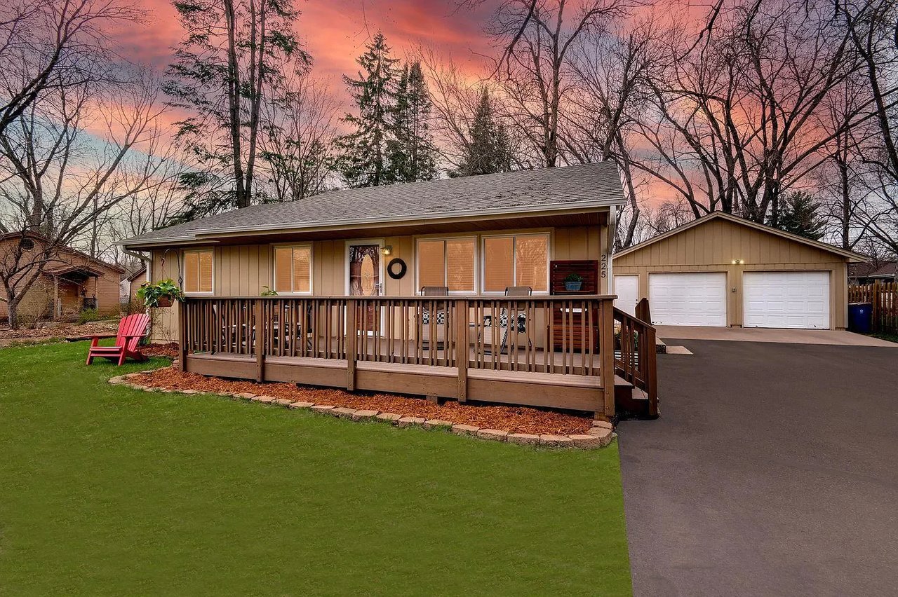 225 Moonlite Dr