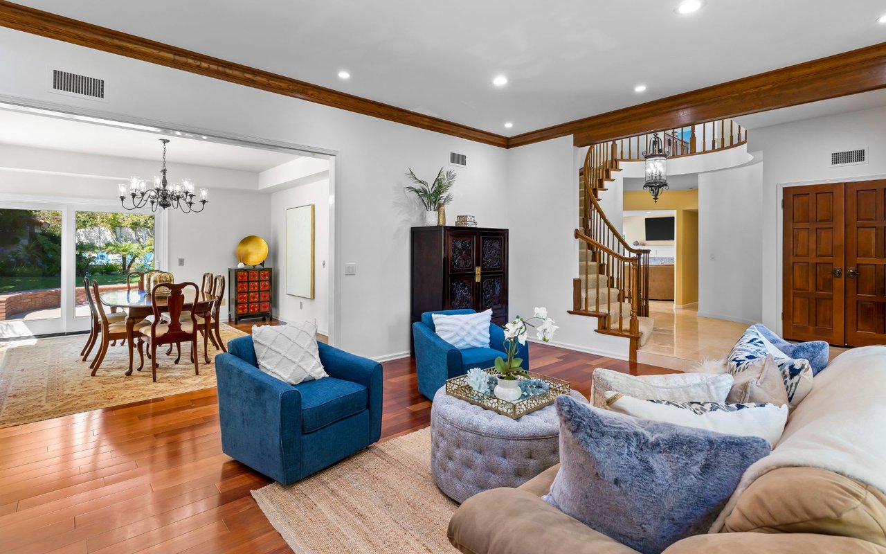 16 Quarterhorse Lane