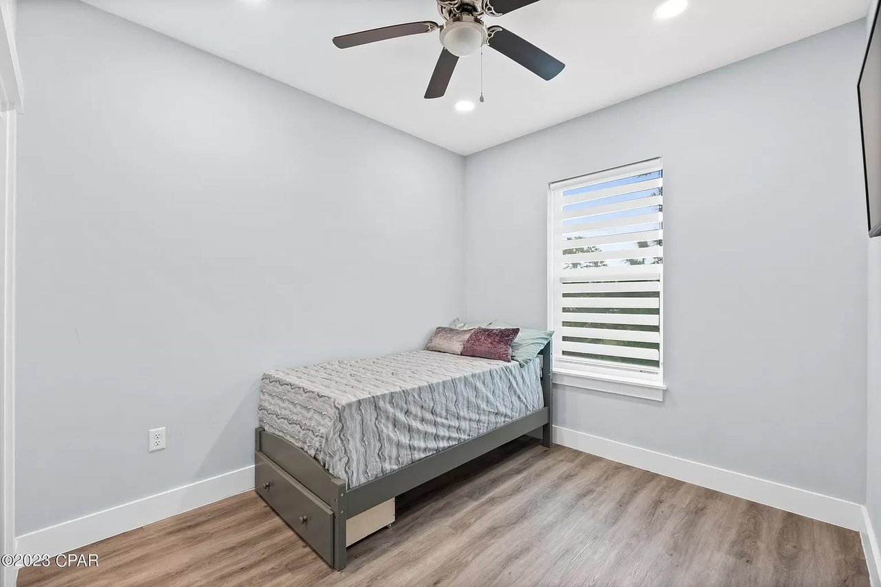 2226 Joan Avenue Unit 5