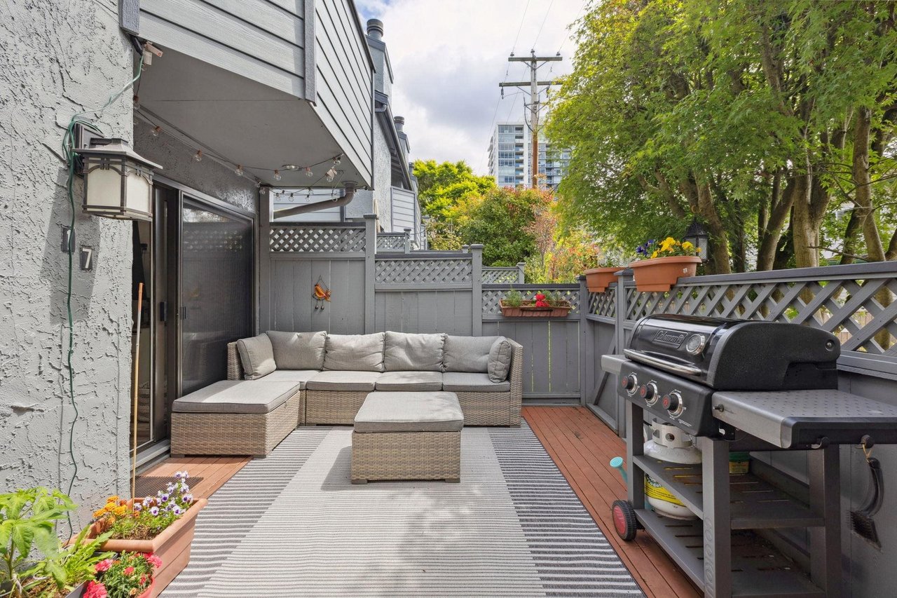 17-225 W 14th St