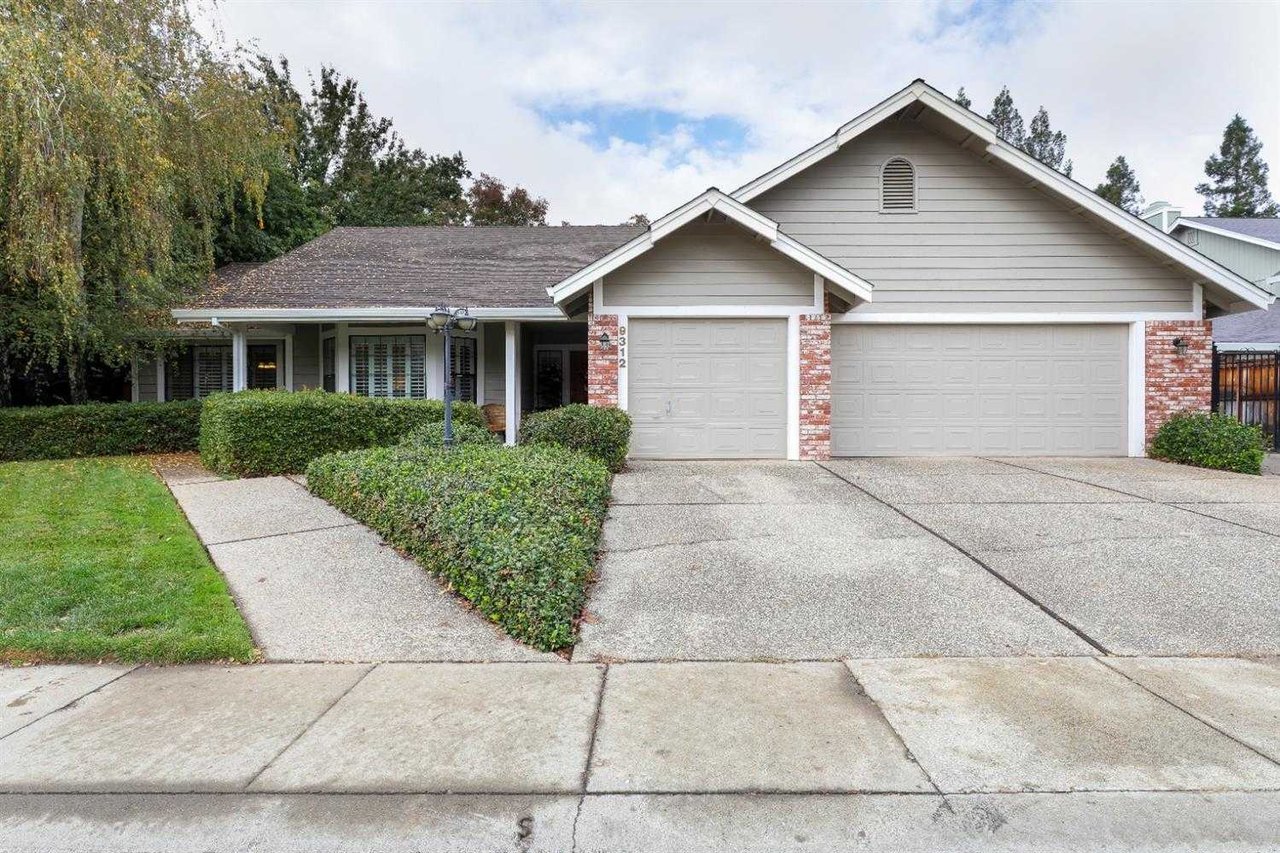 9312 Candalero Court