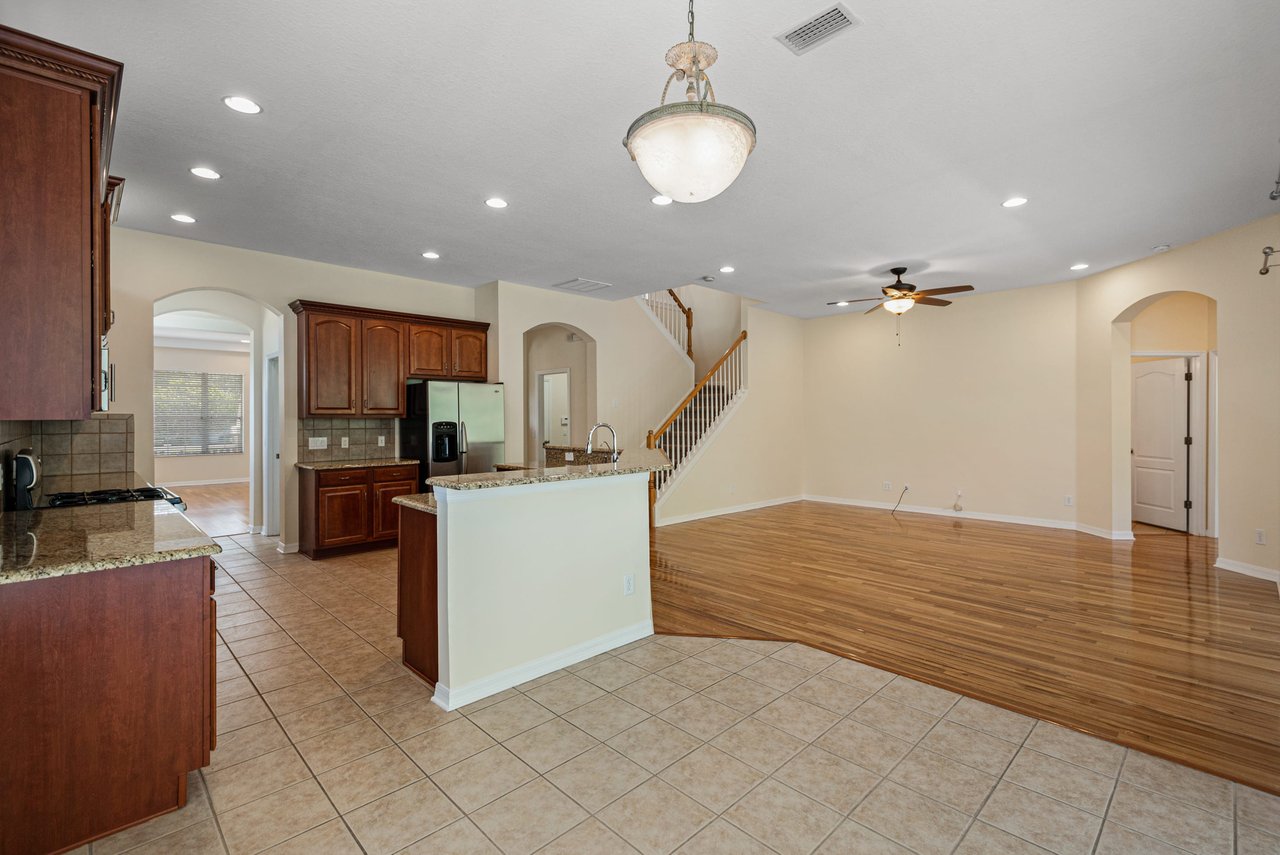 20076 HERITAGE POINT  DRIVE