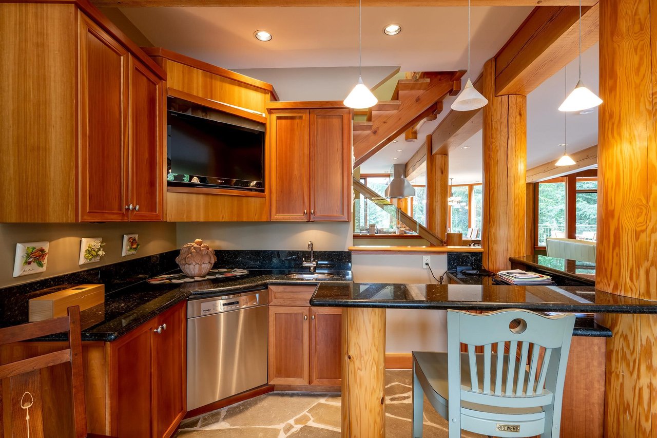 3852 Sunridge Court