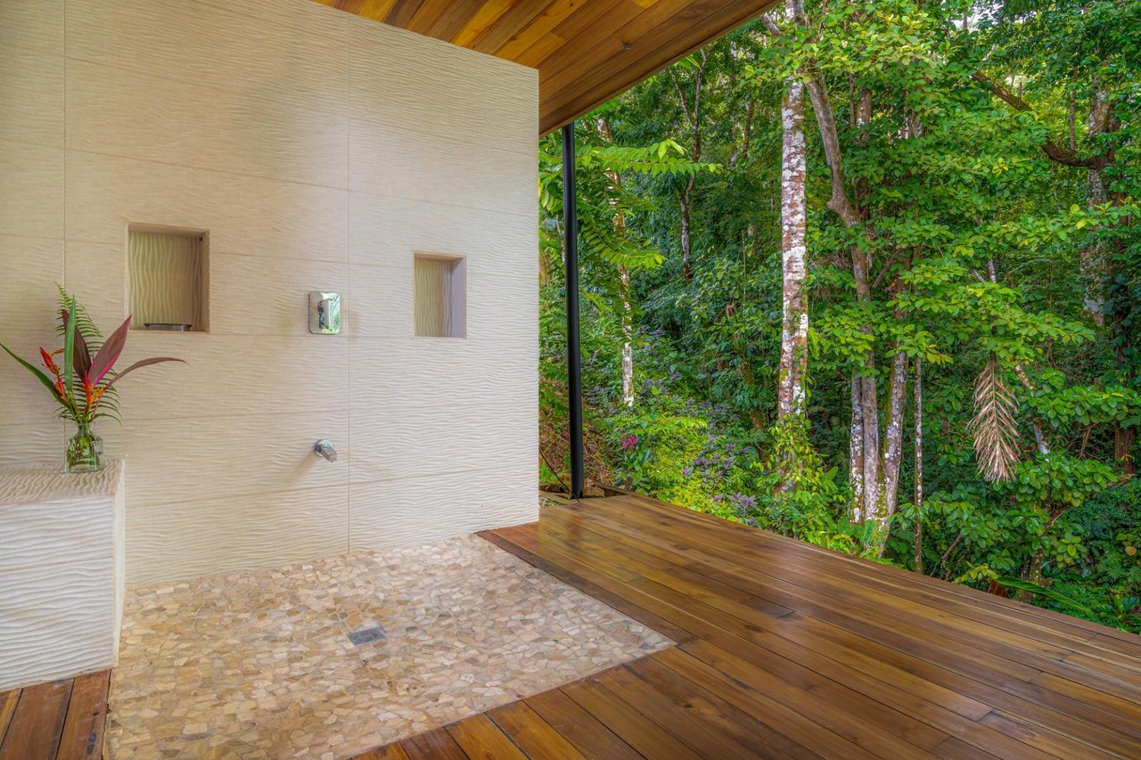 Private Sunset View Compound, Dominical, Puntarenas