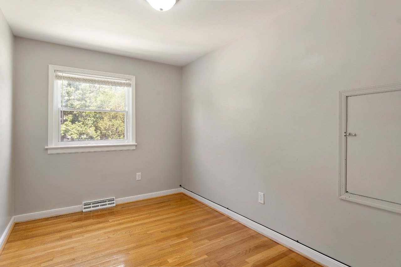 211 Carlstone Drive