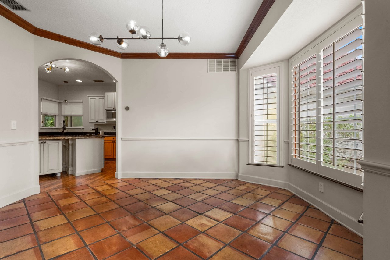 2563 CARTER GROVE CIRCLE