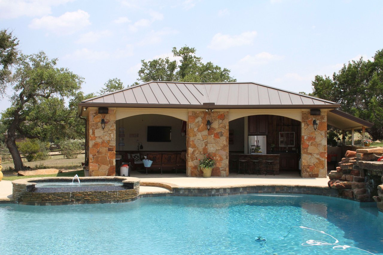 16715 Destiny Cove