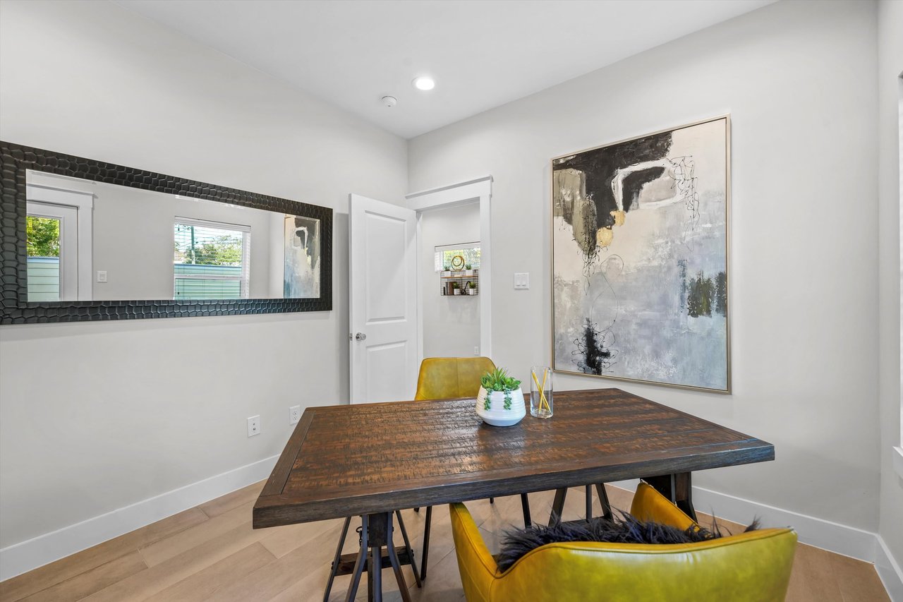 minimal office space in a Houston townhome 