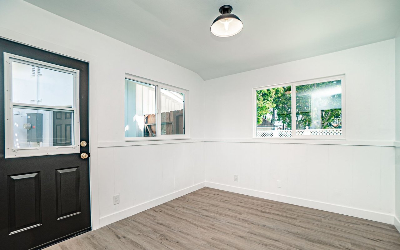 1651 N Greenbrier Road