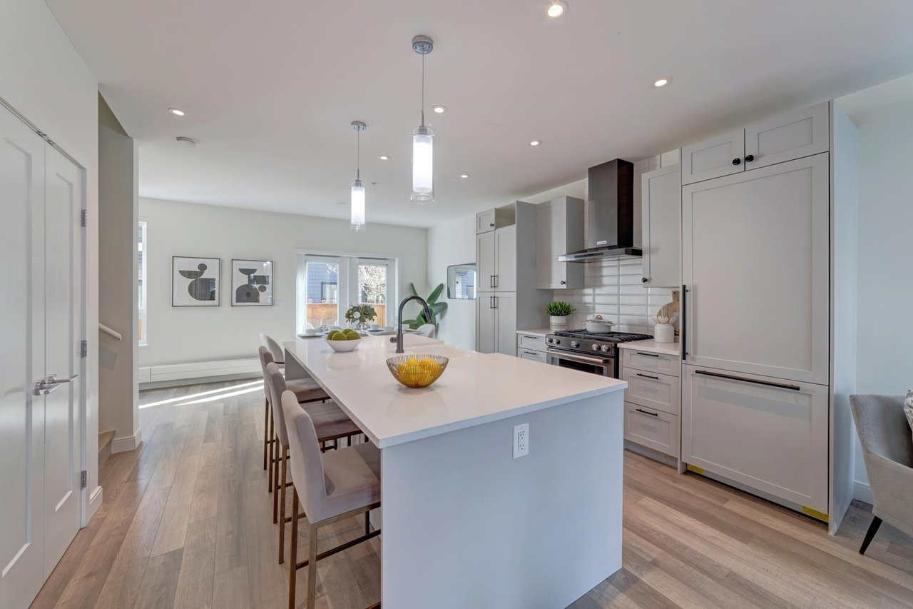 126-525 E 2nd Street, North Vancouver