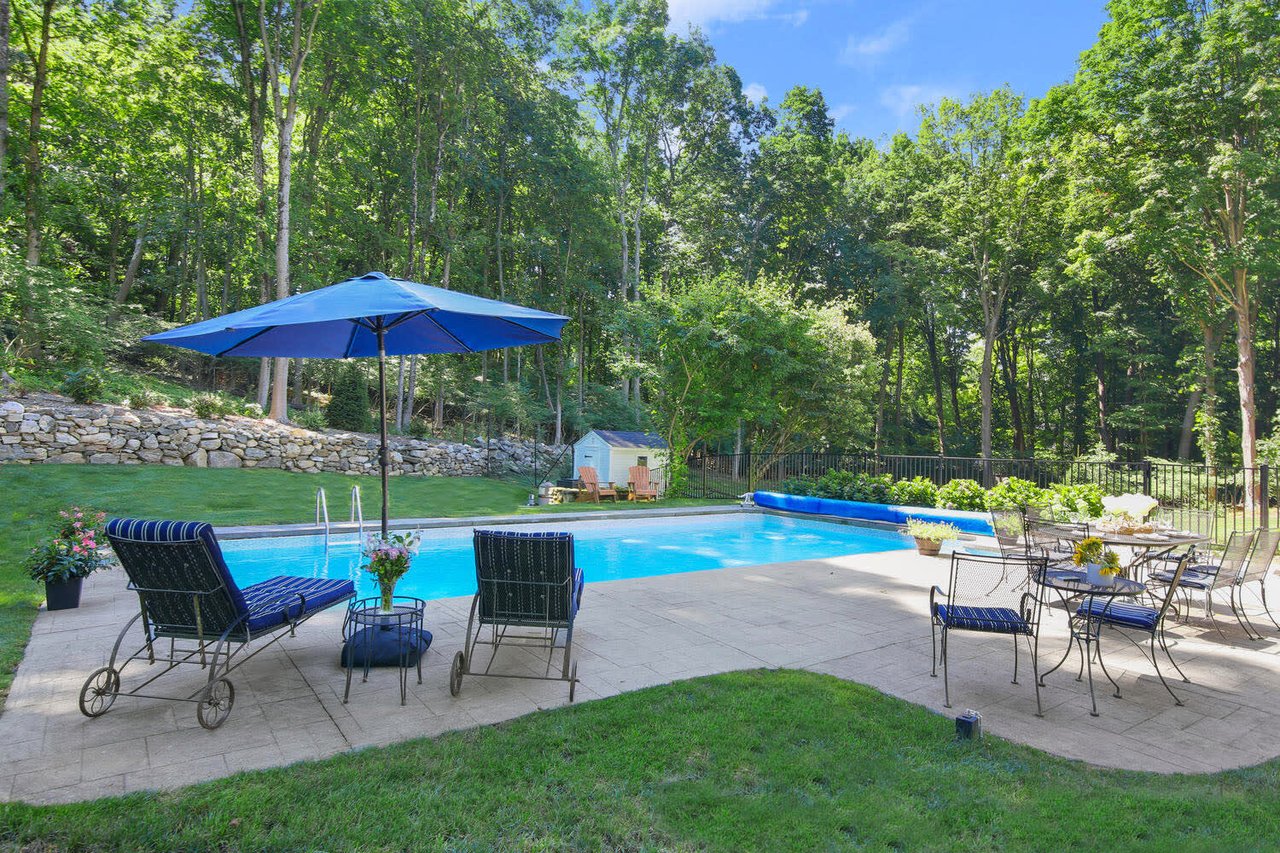 12 Bushy Ridge Road