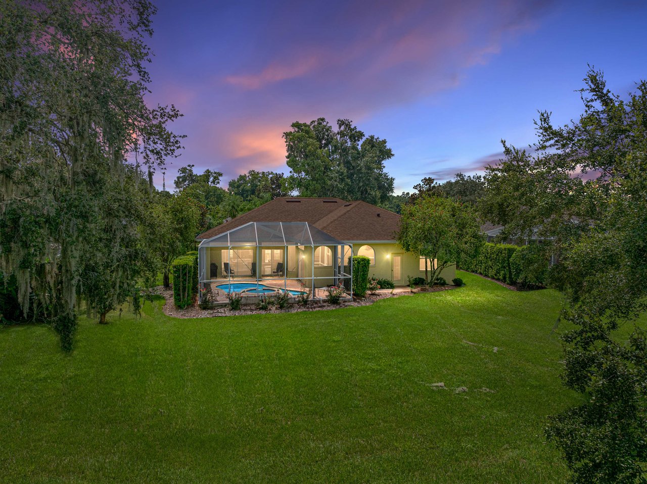 12427 FOREST HIGHLANDS DR