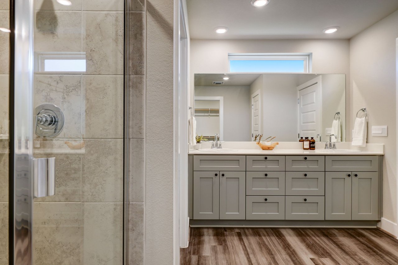 Stunning 2021 Meritage Home in Easton Park with FREE Solar Panels! Better Priced Than New Builds and Move-In Ready!