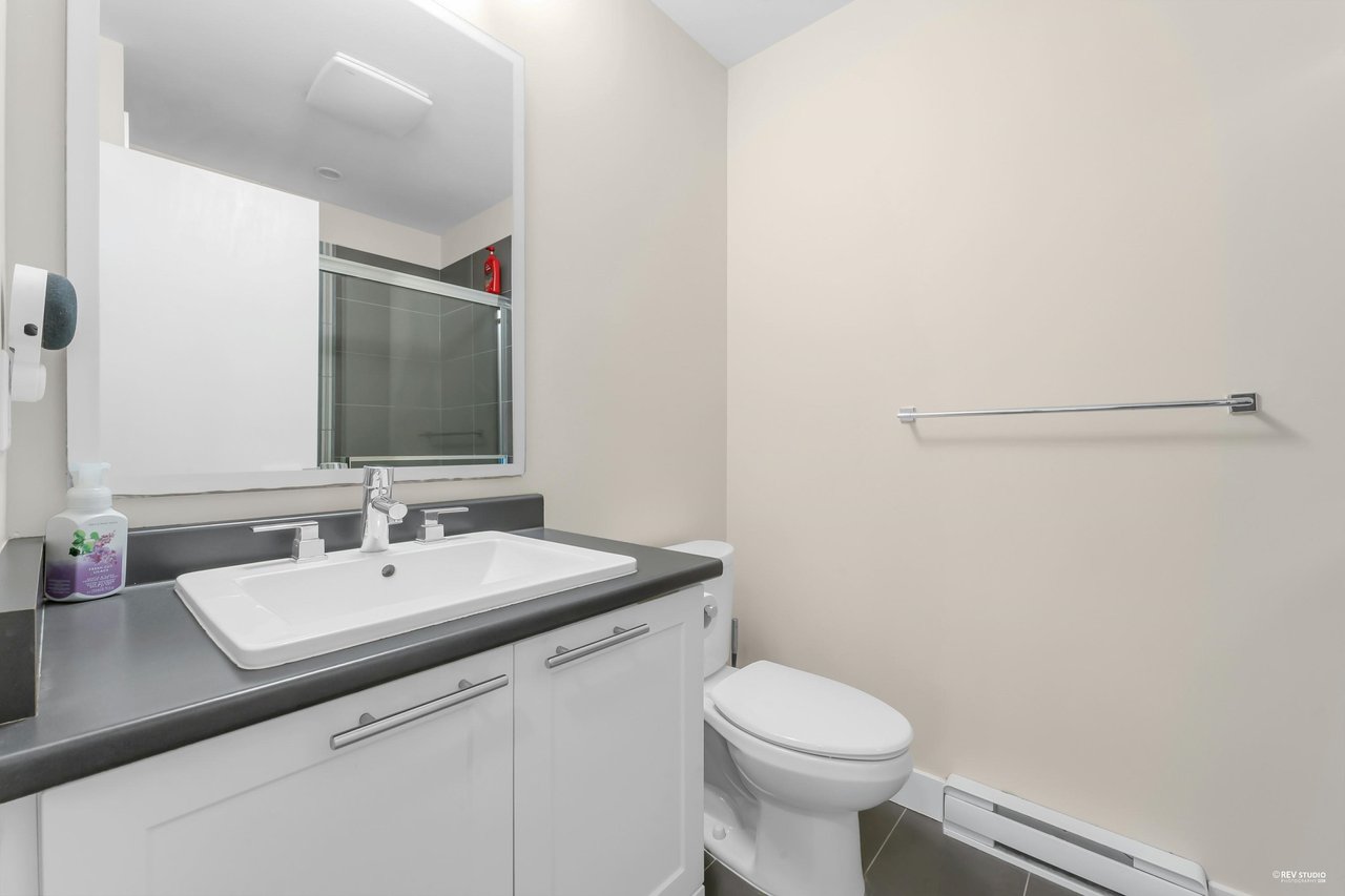 215-2228 162 St