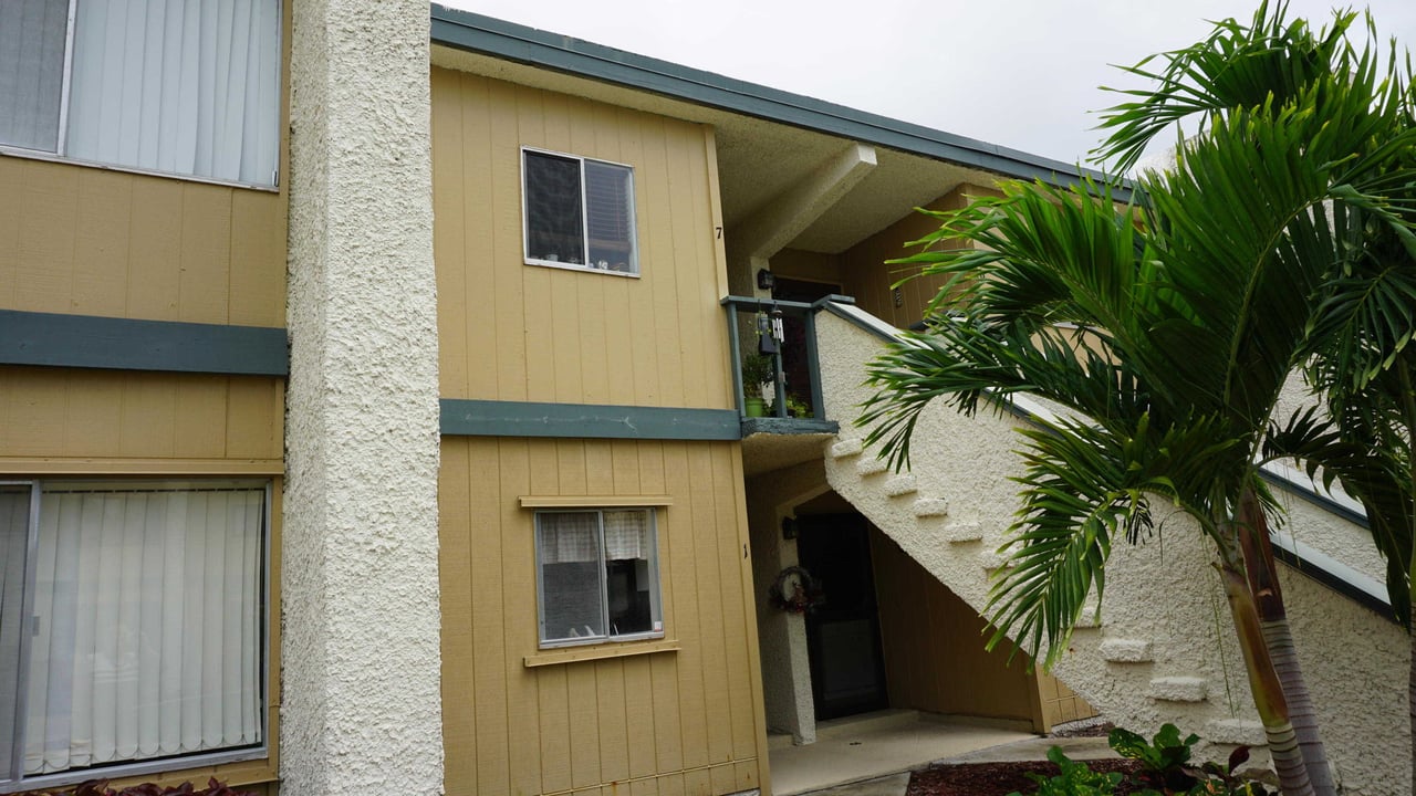 1560 12th Terrace Unit D-7