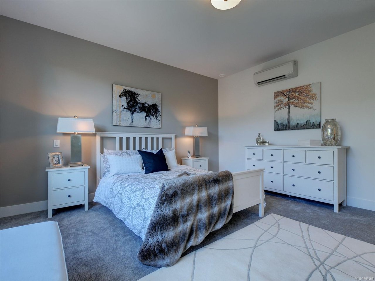 307 Seafield Rd