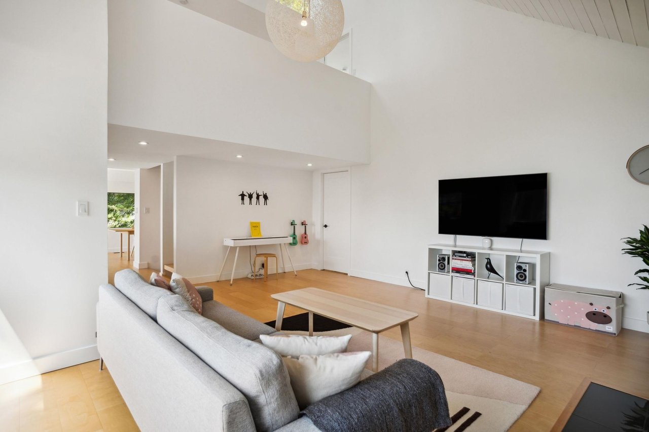 405 Timbertop Dr