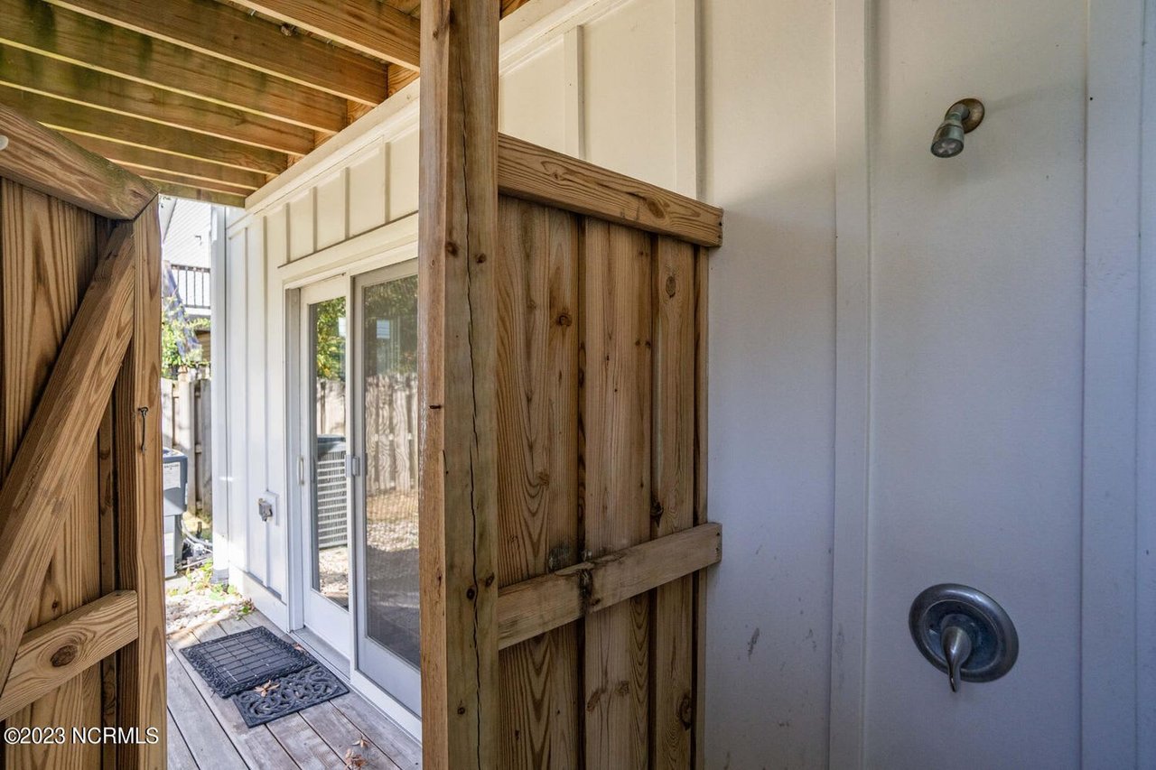 307 Greenville Ave, #2