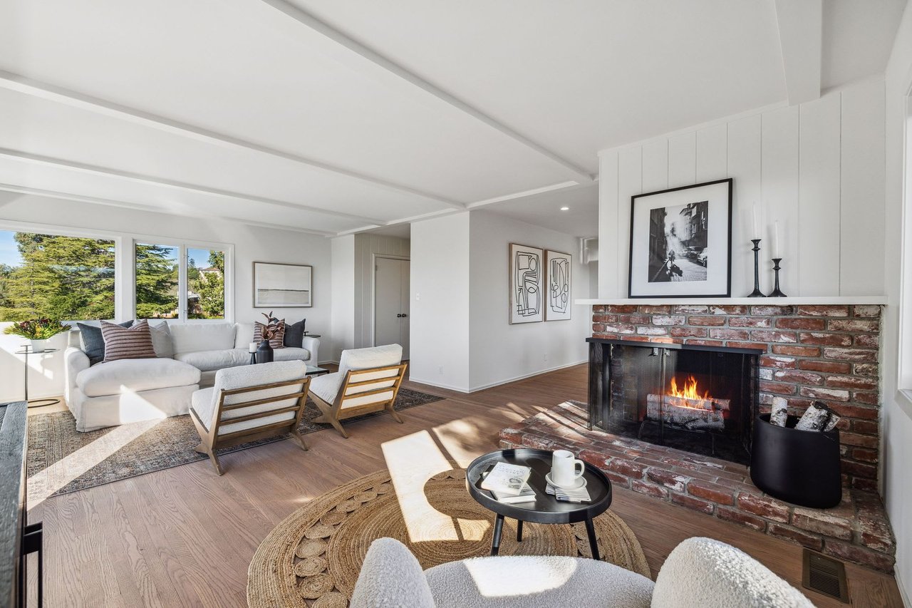 90 Altura Way