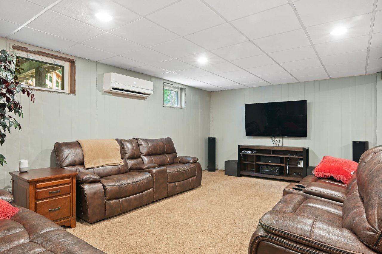 9441 Trails End Road