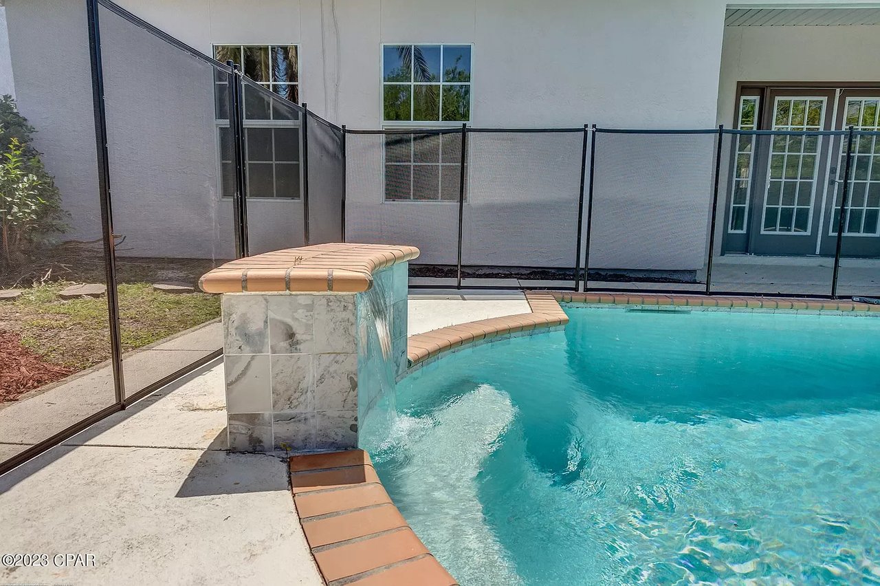 3308 Azalea Circle