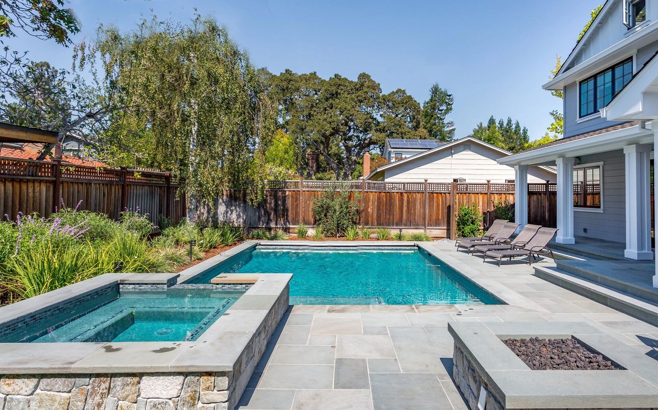 Top Pool Design Ideas For An Amazing Backyard
