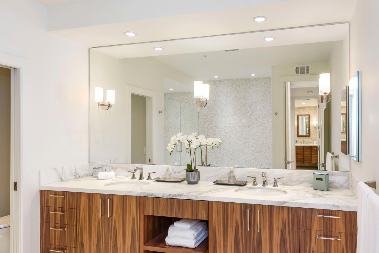 Impeccable Waterfront Lagoon Condominium- Represented Seller