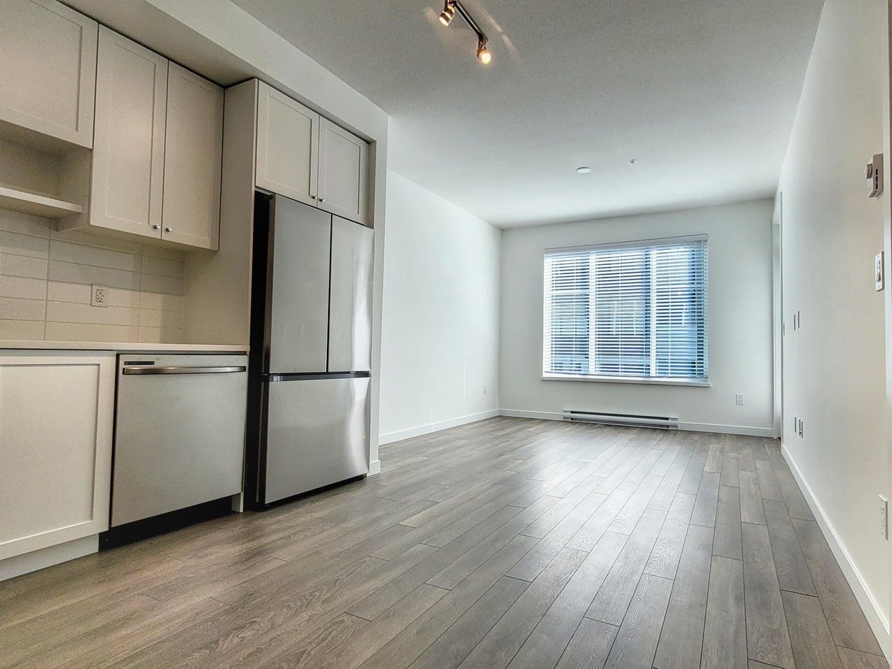 114-15858 Fraser Hwy