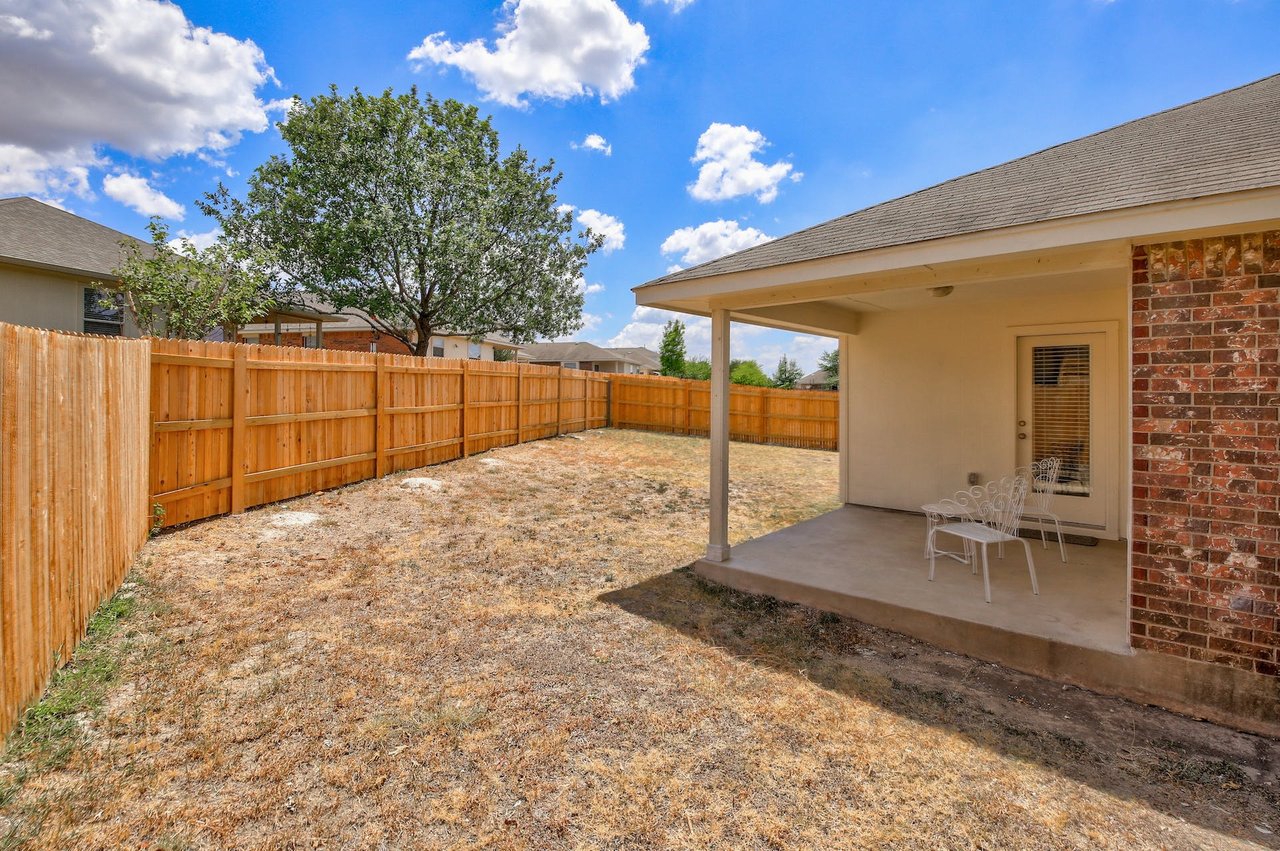 800 Sweet Leaf Ln, Pflugerville, Texas 78660