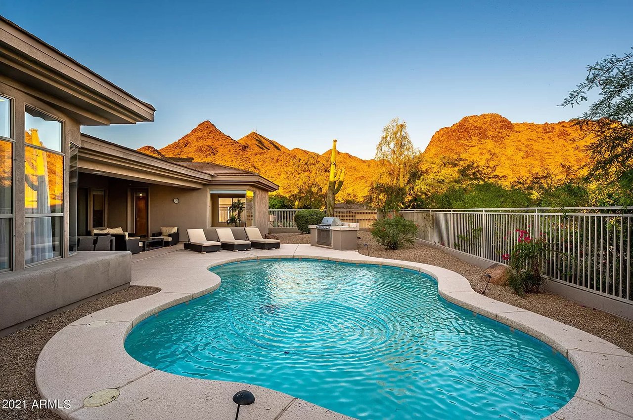 11095 E Verbena Ln