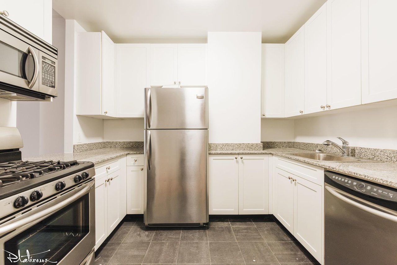 45 Wall Street, Apt 2519
