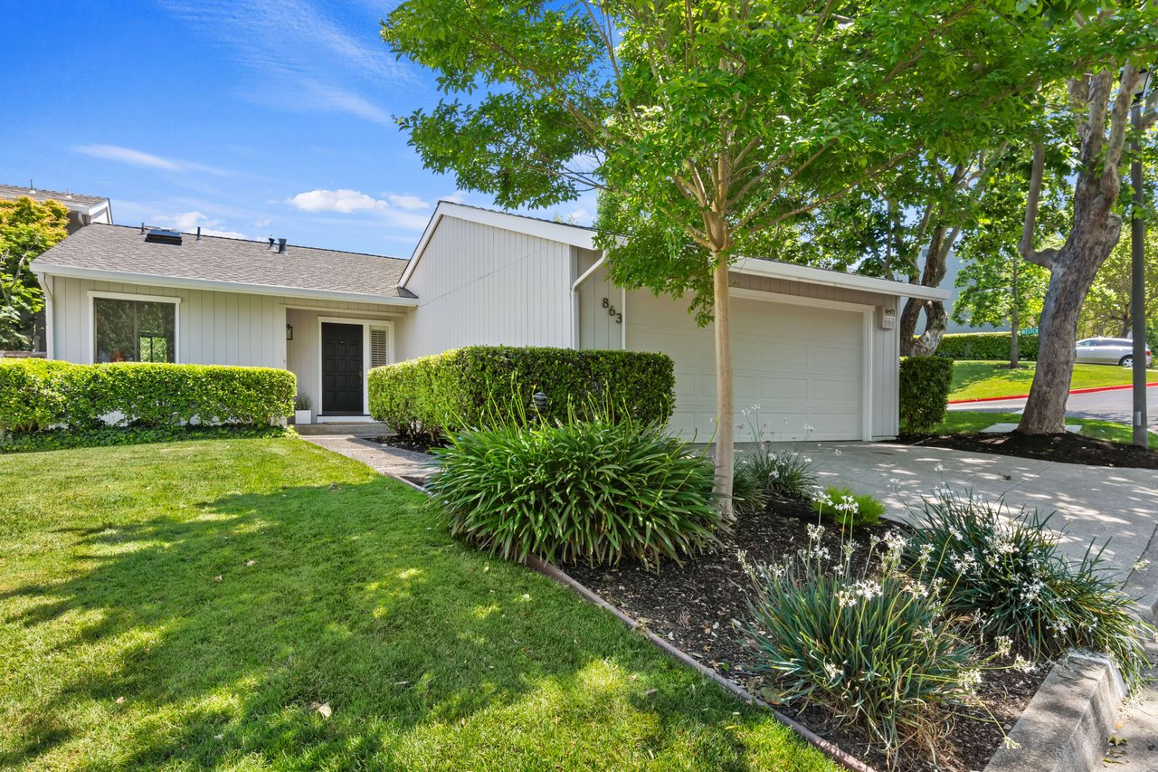863 Augusta Dr