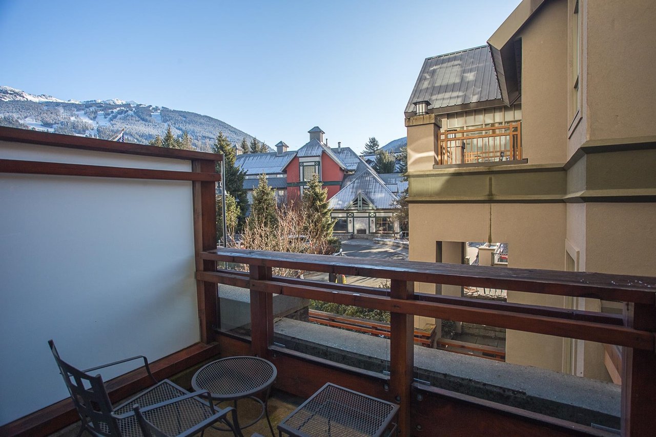 3311-4299 Blackcomb Wy