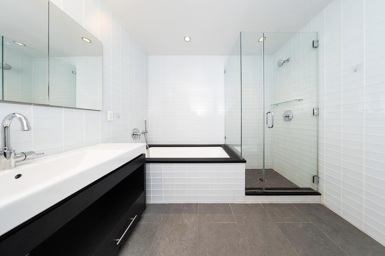554 West 54th Street, Apt 25-B