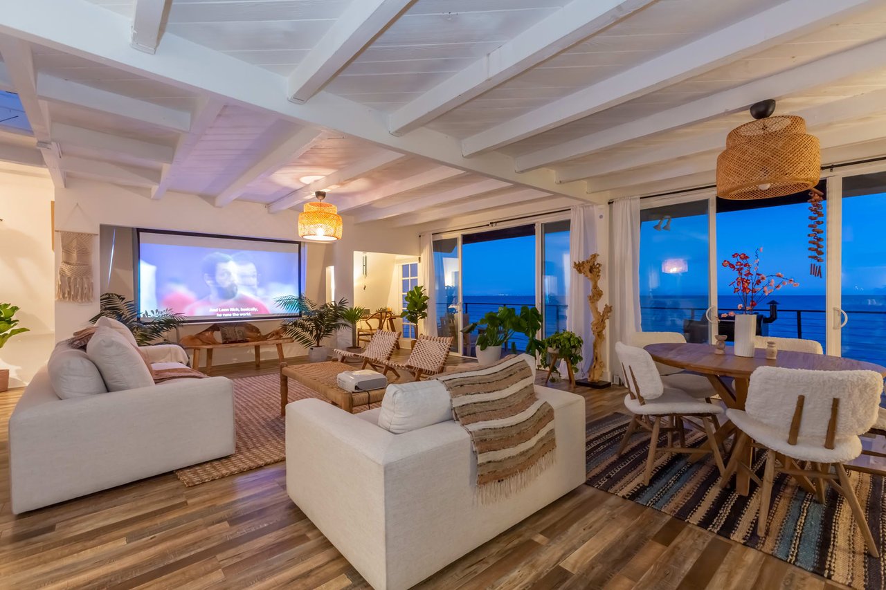 MALIBU BEACH HOUSE 48