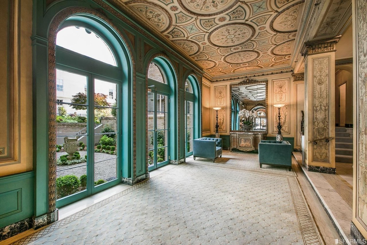 Iconic, Rarely Available Nob Hill Penthouse