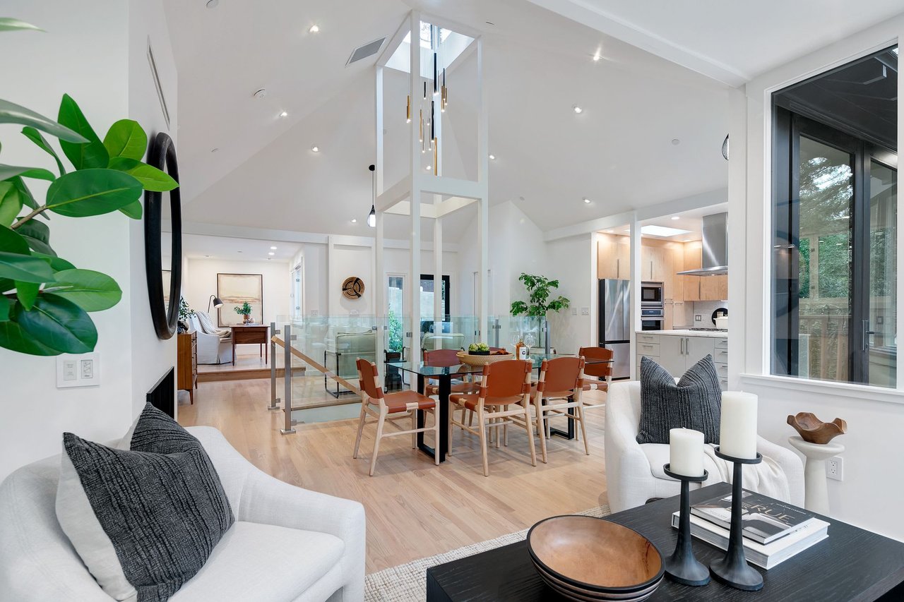 A Symphony of Space and Light in 29 Millard Rd, Larkspur