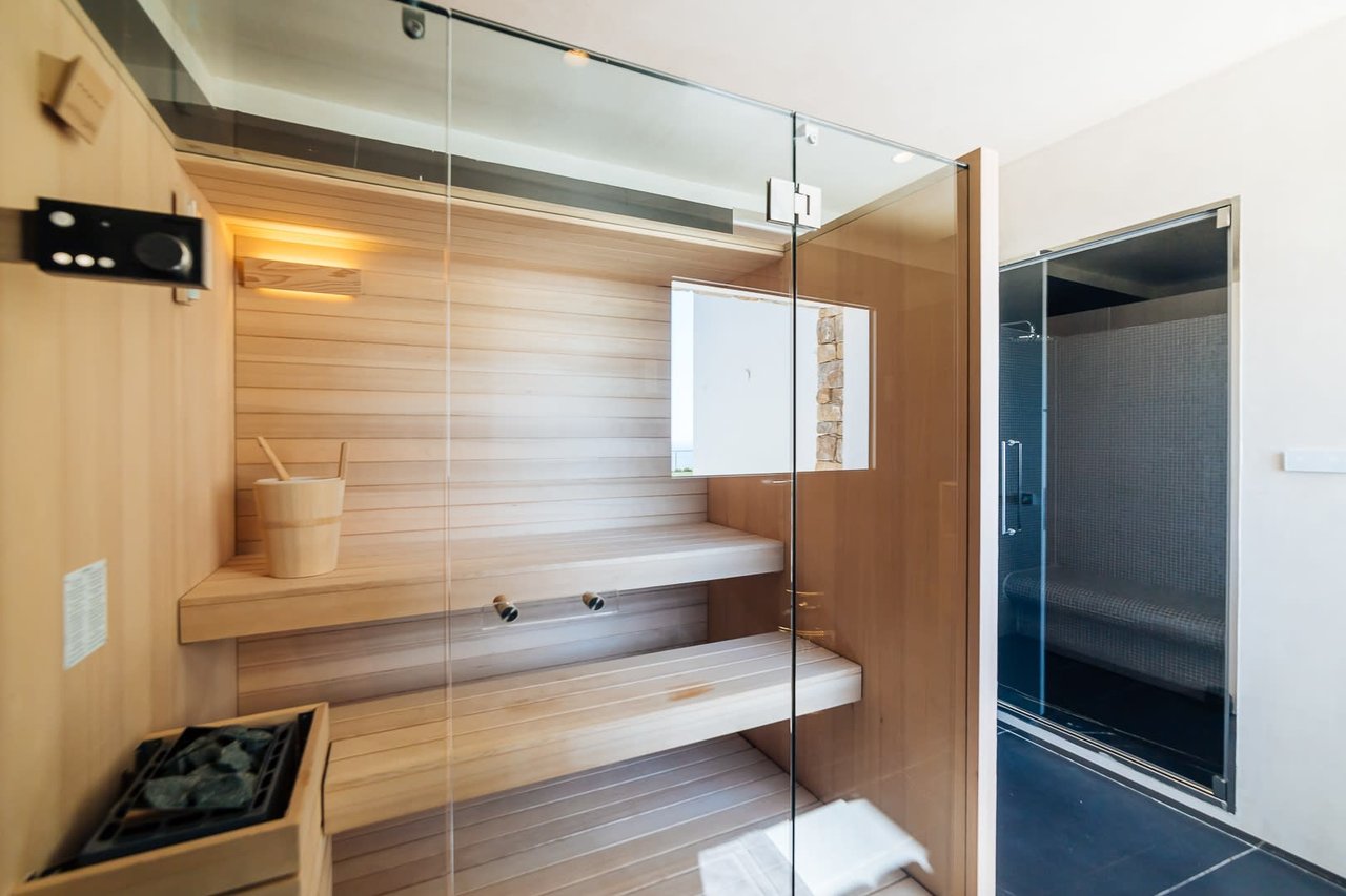 18100 Imperia IM