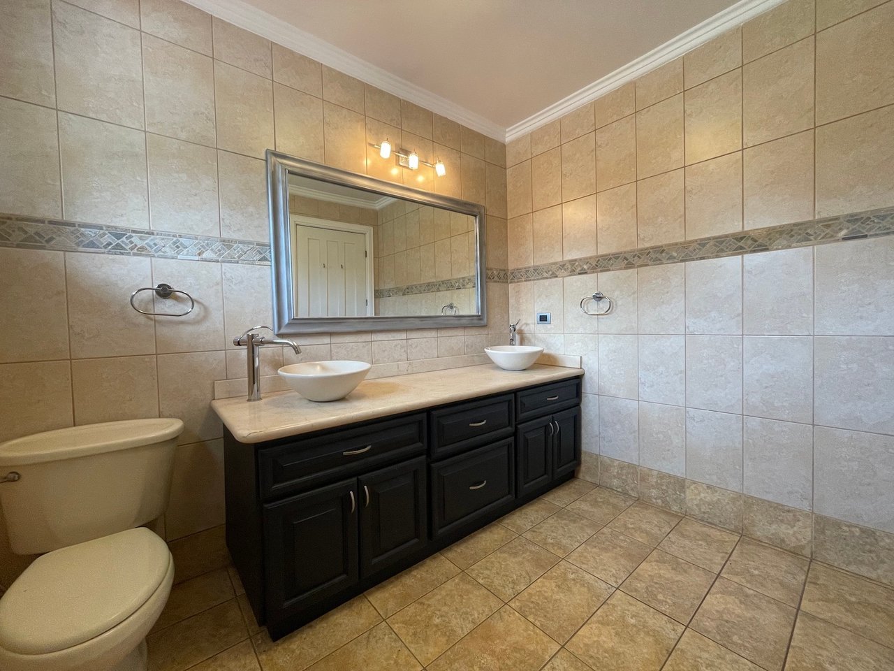Modern Colonial Townhouse, Ciudad Colon, San Jose