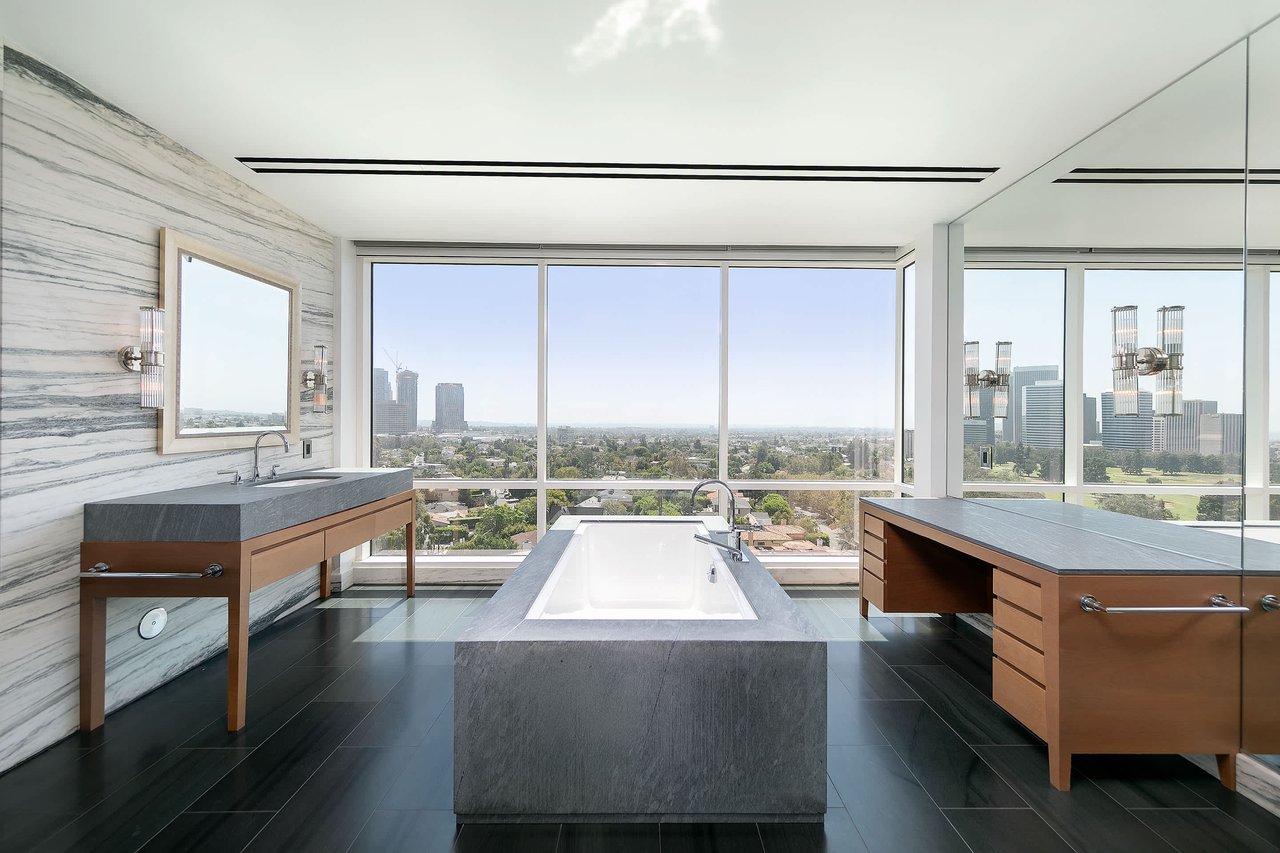 1200 Club View Dr #11S, Wilshire Corridor