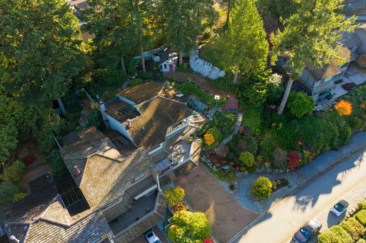 5270 Aspen Cres