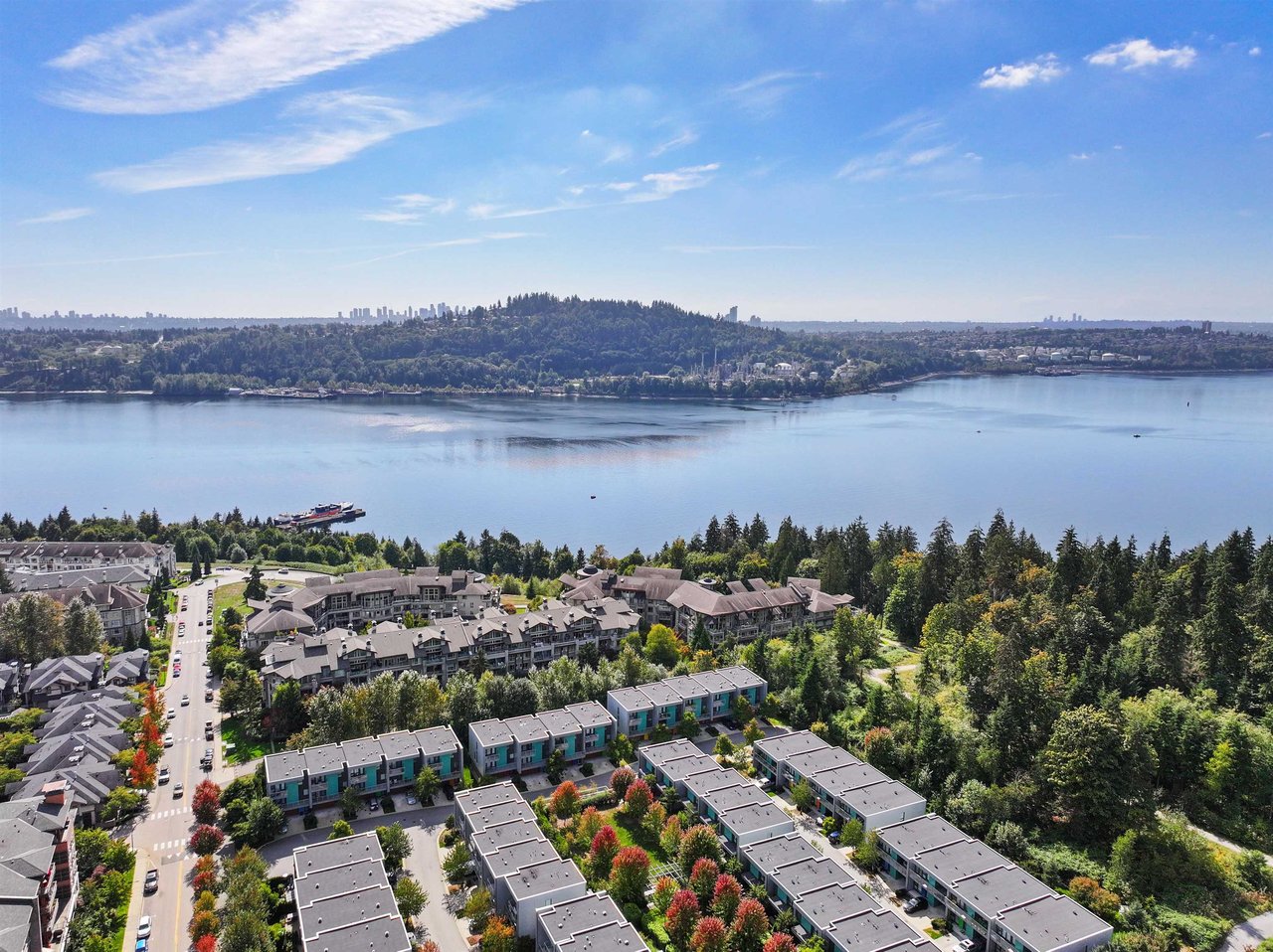 16-3595 Salal Drive, North Vancouver