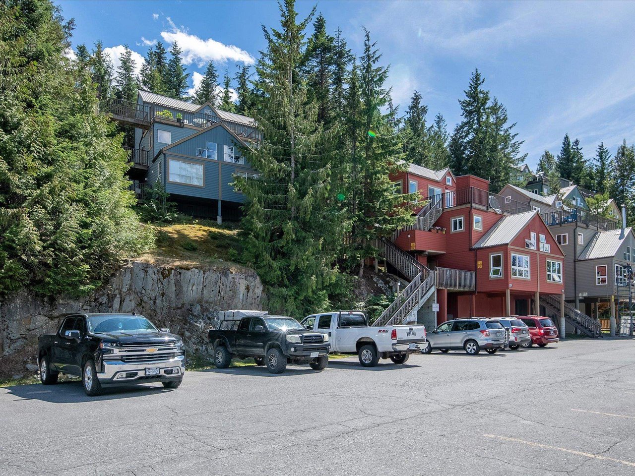3-2158 Sarajevo Drive, Whistler