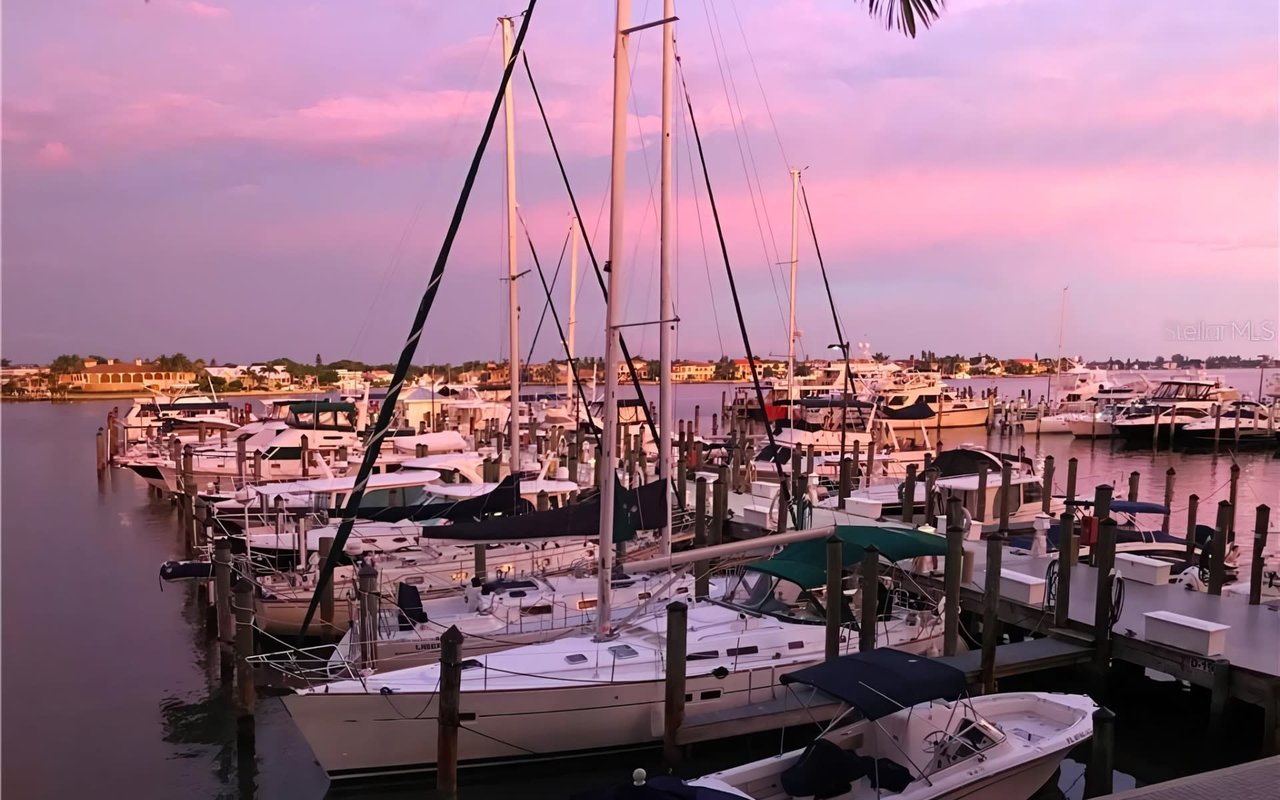 Living the Lido Key Lifestyle: A Paradise by the Sea