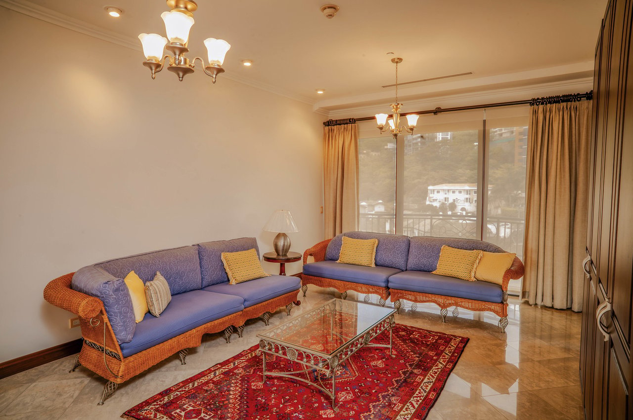Exclusive Apartment With Views, Escazu, San Jose